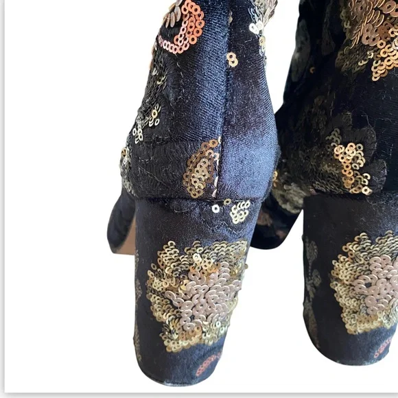 Aldo Velvet Sequin Black Ankle Boots Size 9 - Picture 8 of 11